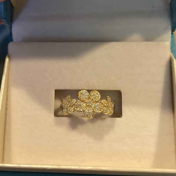 MAUI DIVERS Gold & Diamond Ring - Picture 5 of 17